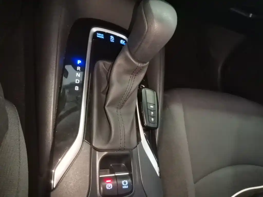 Toyota Corolla — миниатюра 14