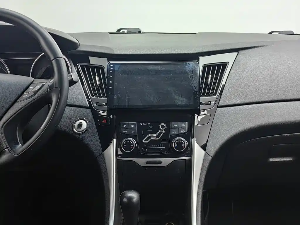 Hyundai Sonata — миниатюра 12