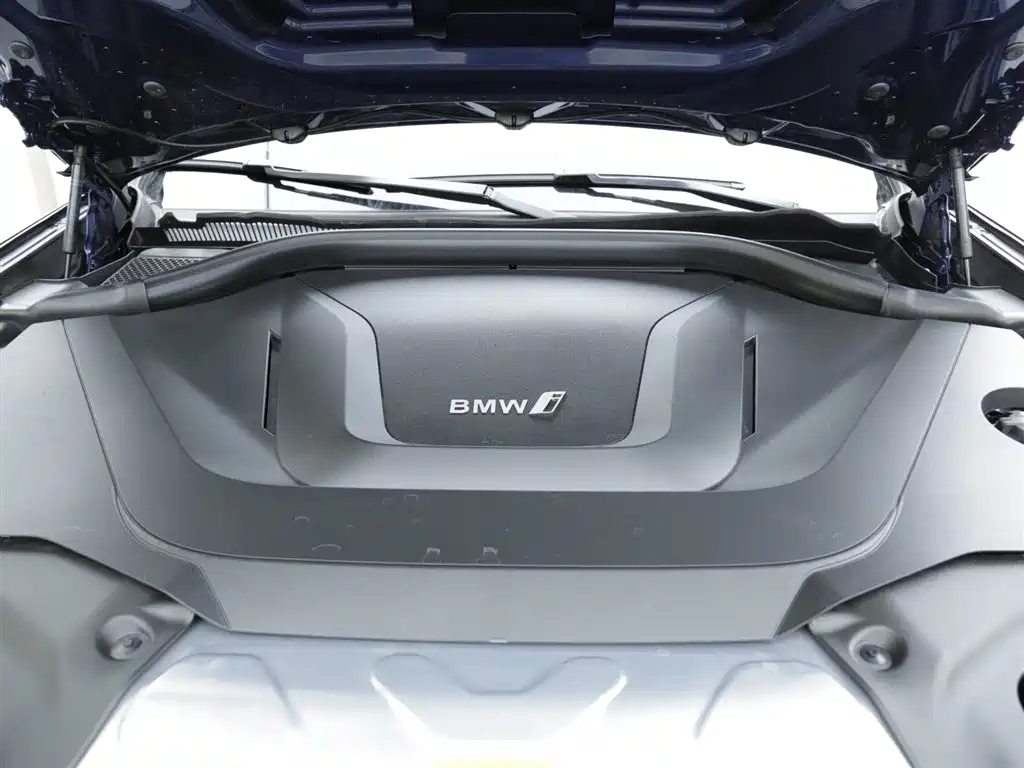 BMW iX3 — миниатюра 17