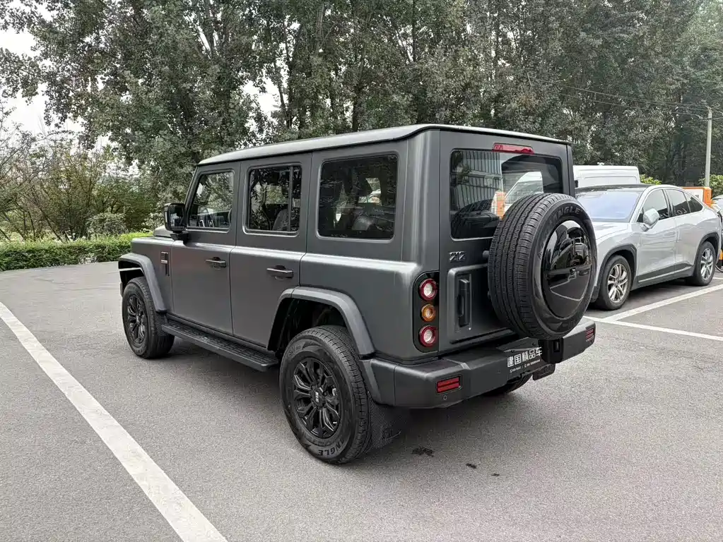 212 212 T01 — миниатюра 6