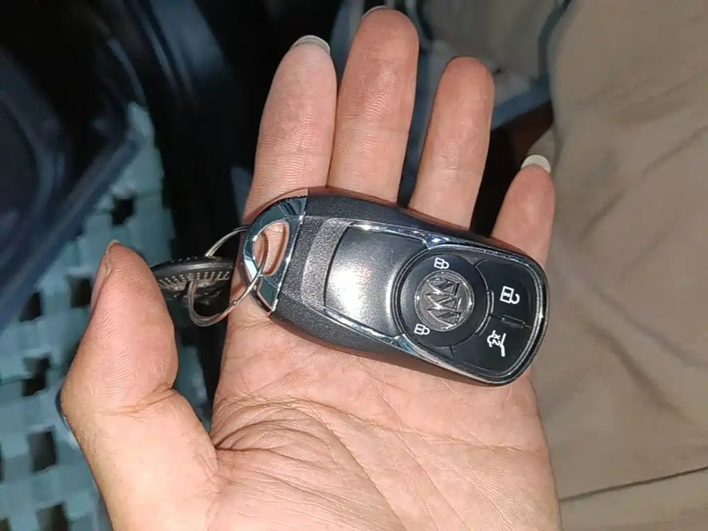 Buick Envision Plus — миниатюра 9