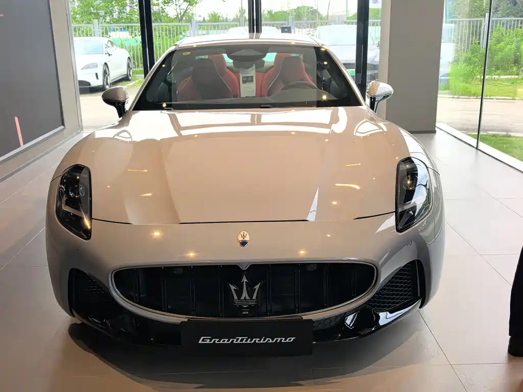 Maserati GranTurismo 2023 3.0T Modena