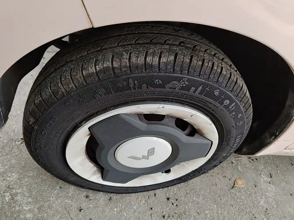 Wuling MINIEV — миниатюра 23