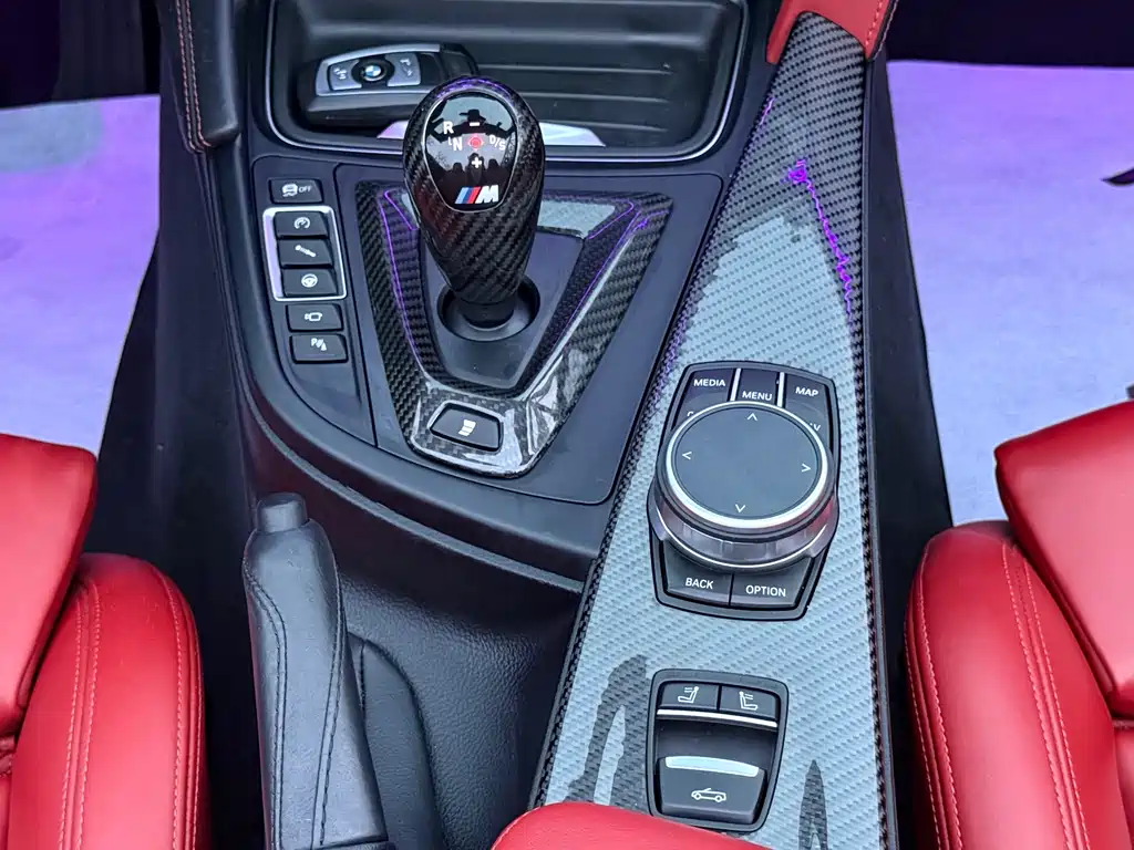 BMW M4 - фото 19