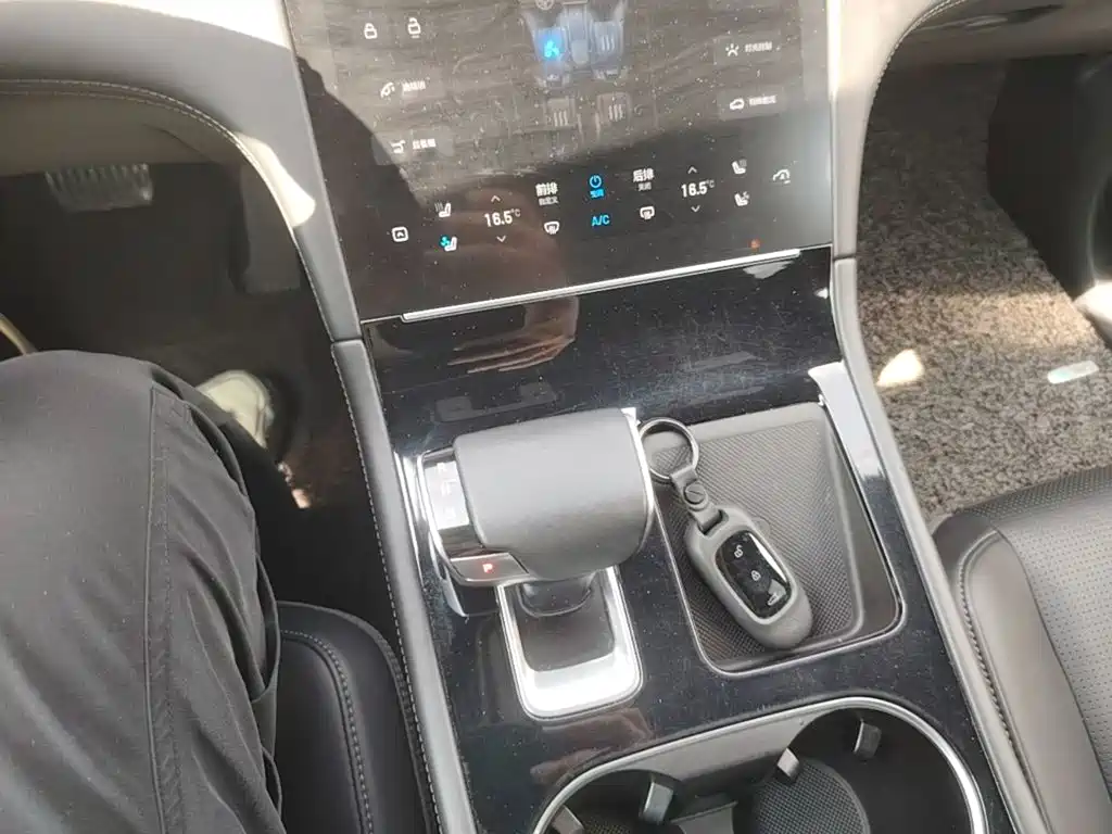 Li Auto Li ONE — миниатюра 14