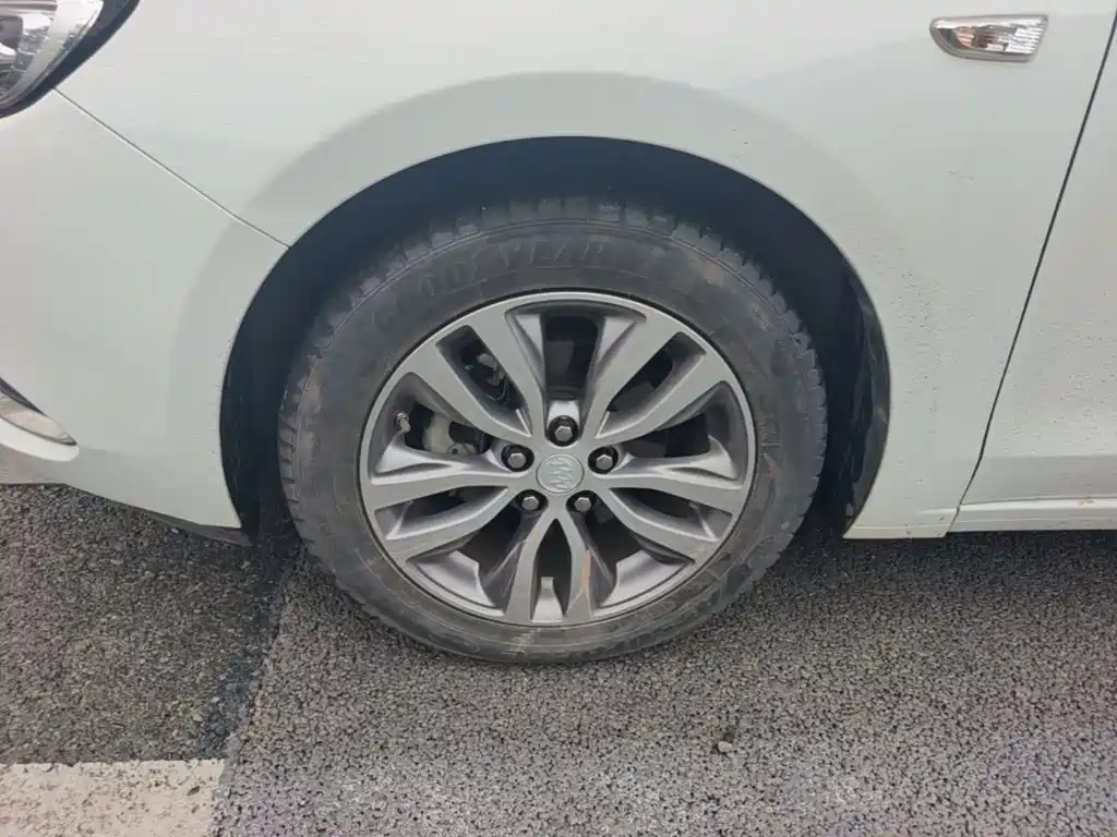 Buick Excelle — миниатюра 23