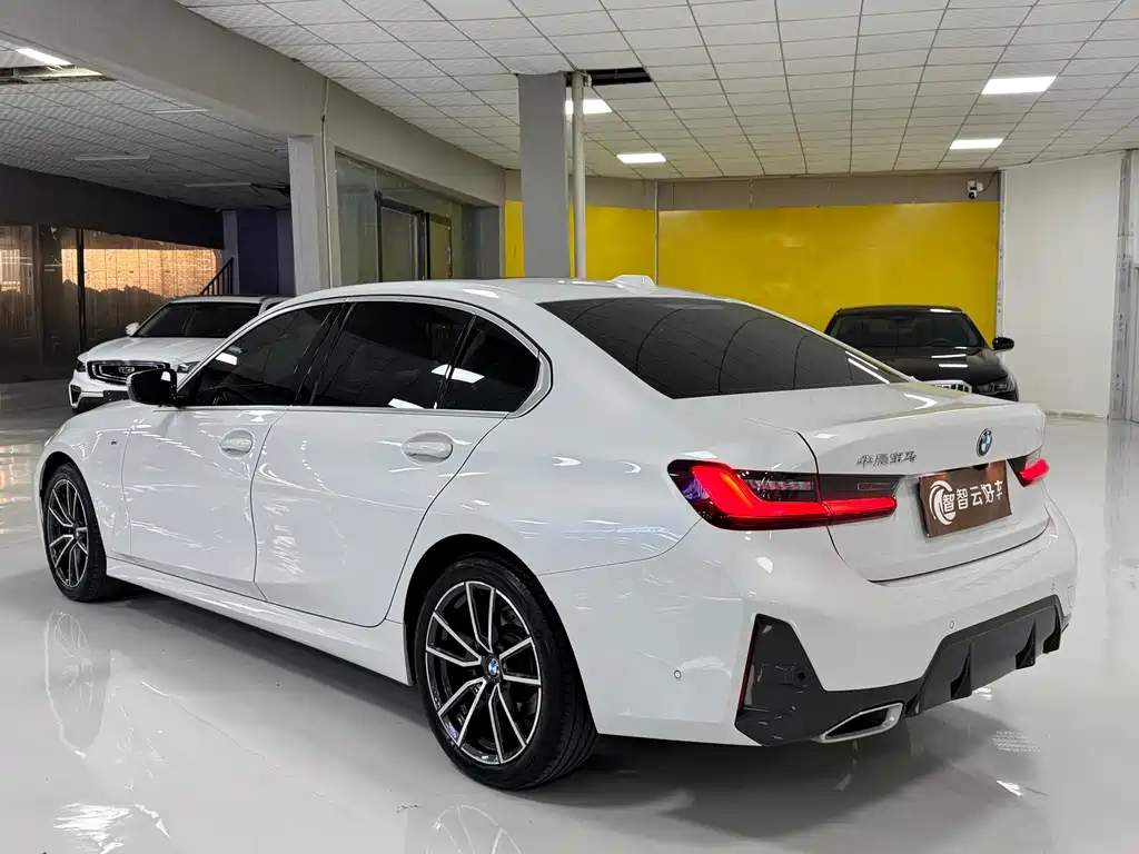 BMW 3 Series — миниатюра 7