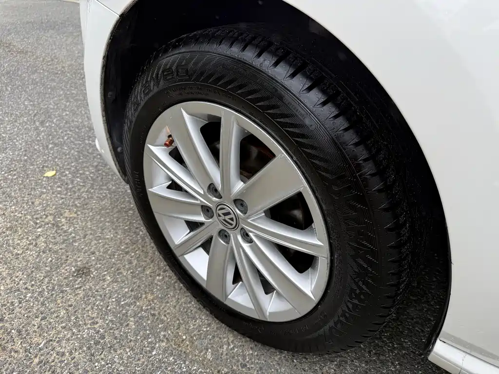 Volkswagen Polo — миниатюра 10