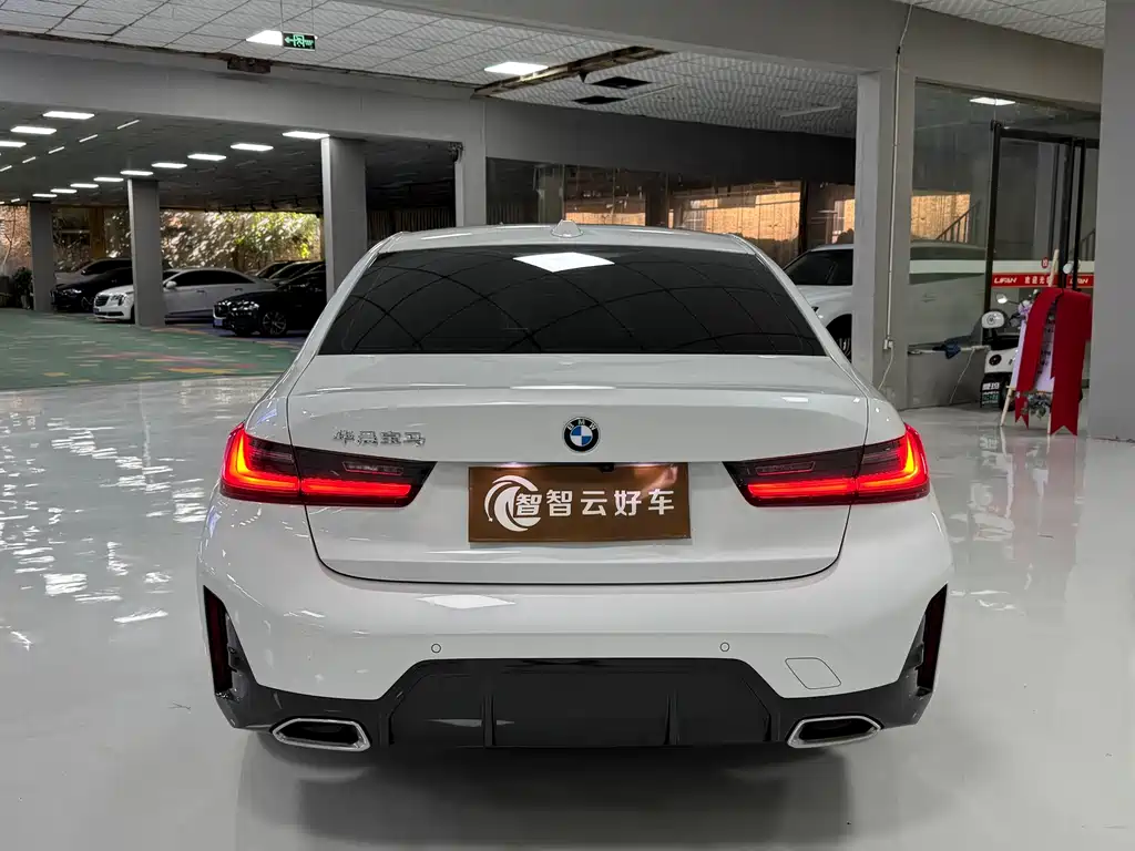 BMW 3 Series — миниатюра 8