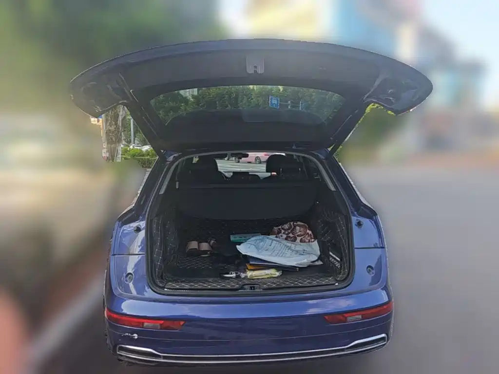 Audi Q5L — миниатюра 15