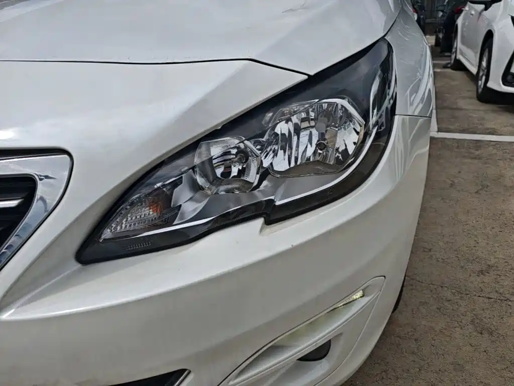 Peugeot 408 — миниатюра 24