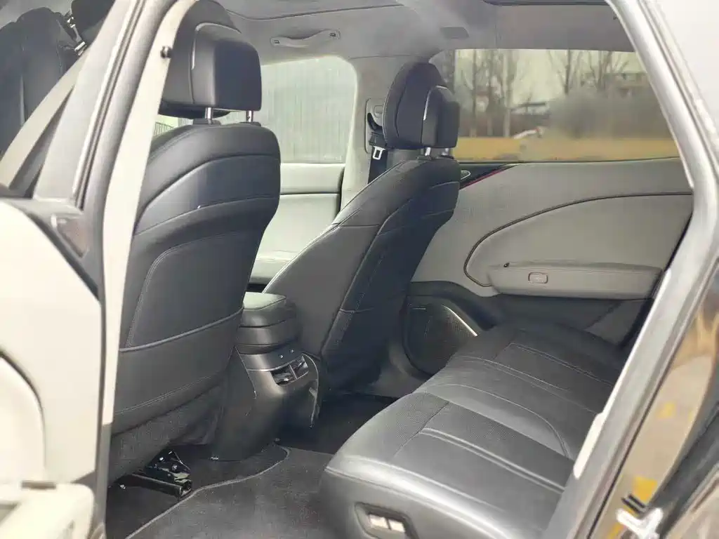 ZEEKR EXTREME KRYPTON 007