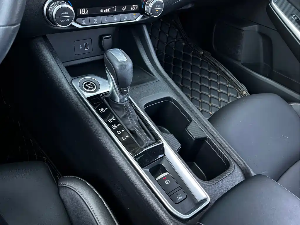 Nissan Sylphy — миниатюра 11
