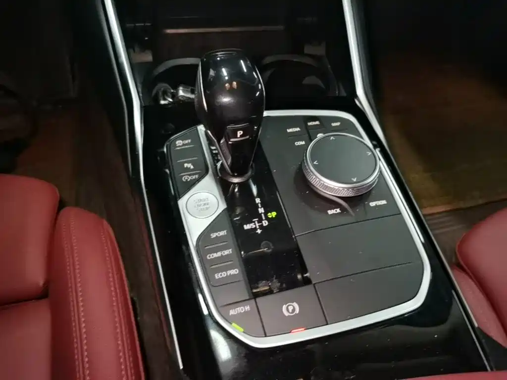 BMW 3 Series — миниатюра 14