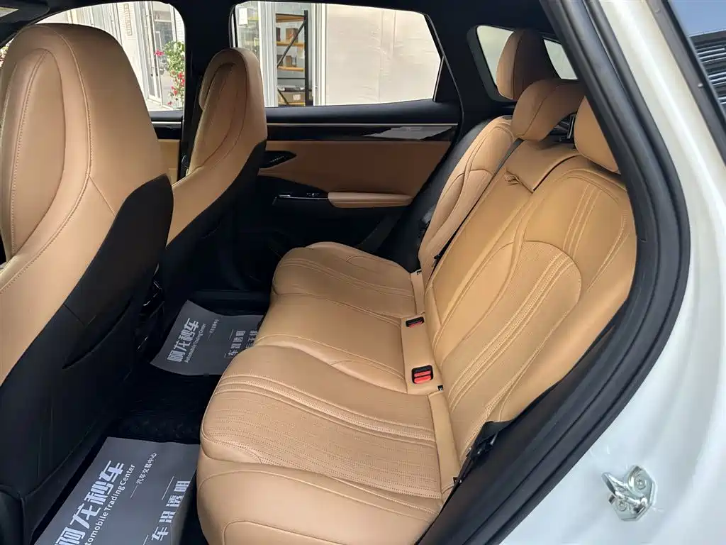 GEELY GALAXY GALAXY L7