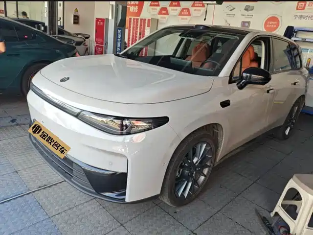 2025 Leapmotor C10