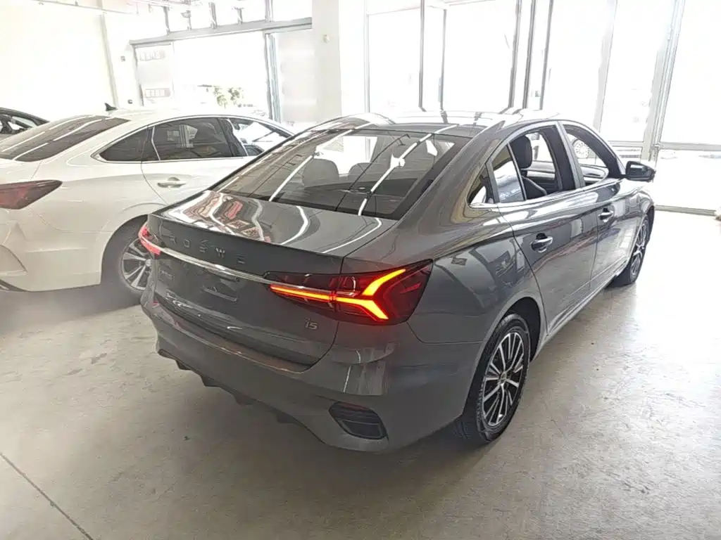 Roewe i5 — миниатюра 7