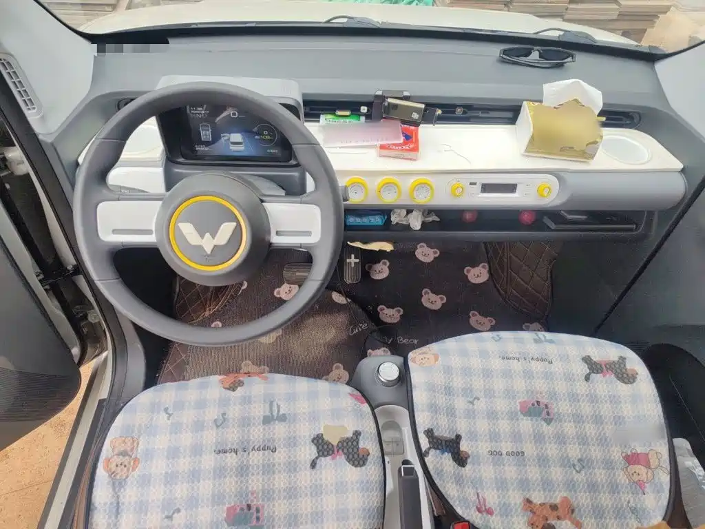 Wuling MINIEV — миниатюра 5