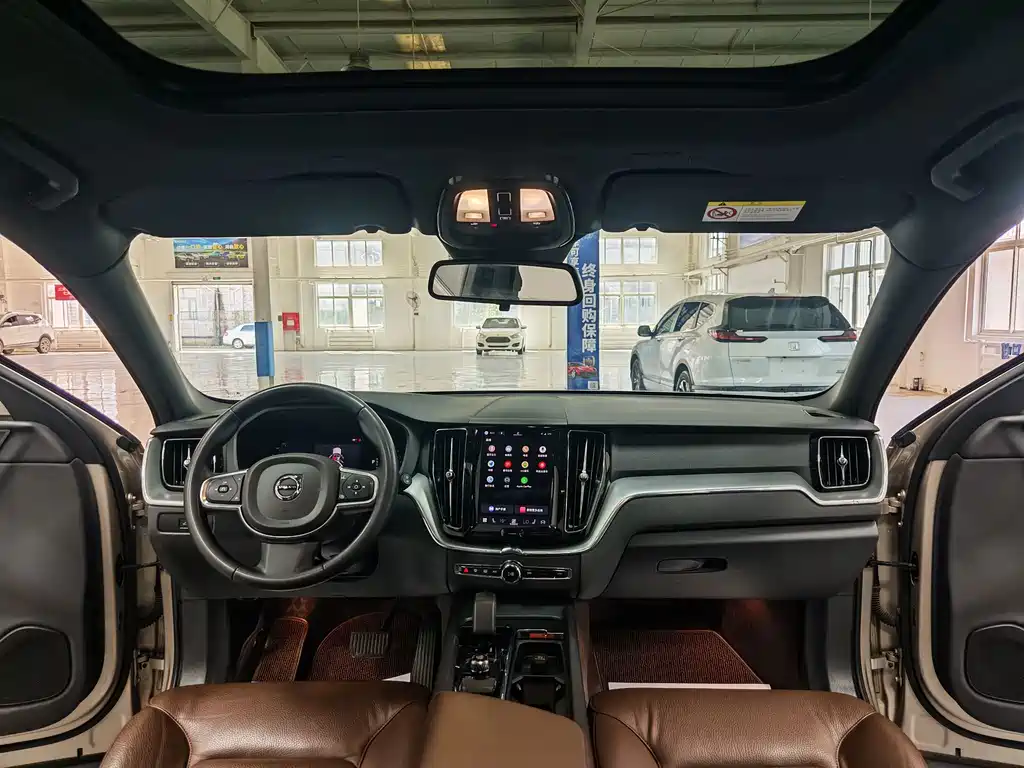 Volvo XC60 — миниатюра 7