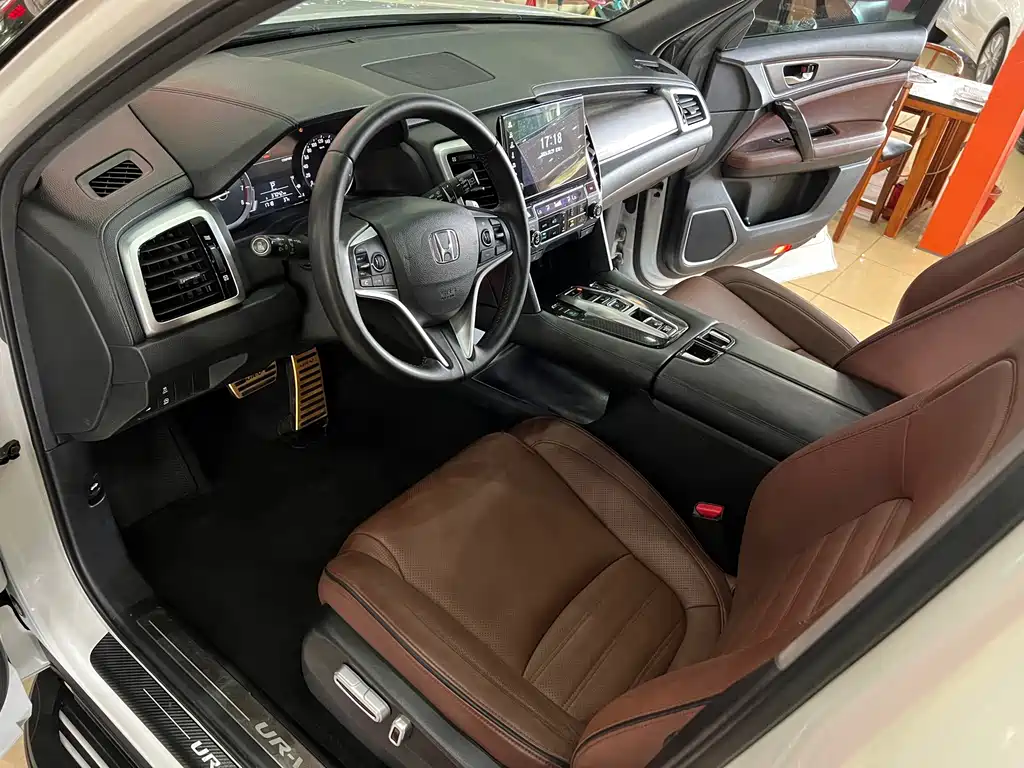 Honda UR-V — миниатюра 12
