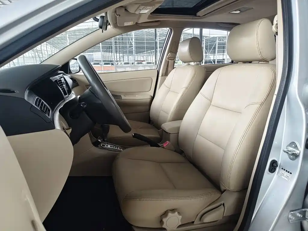 Toyota Corolla — миниатюра 13