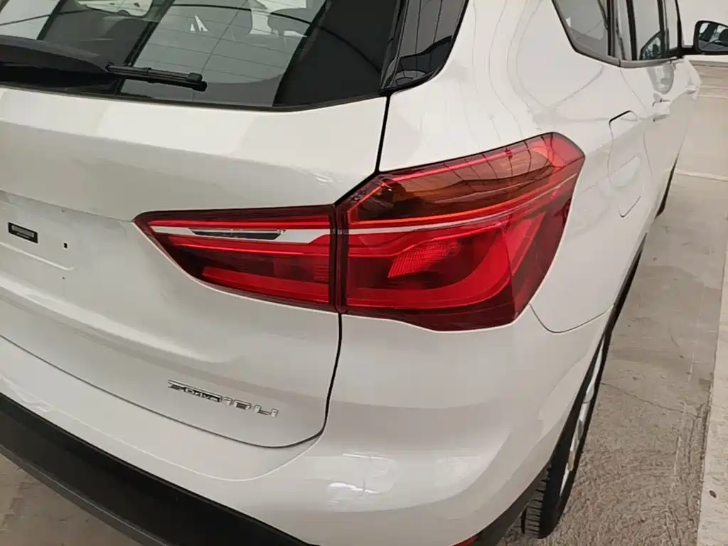 BMW X1 — миниатюра 8