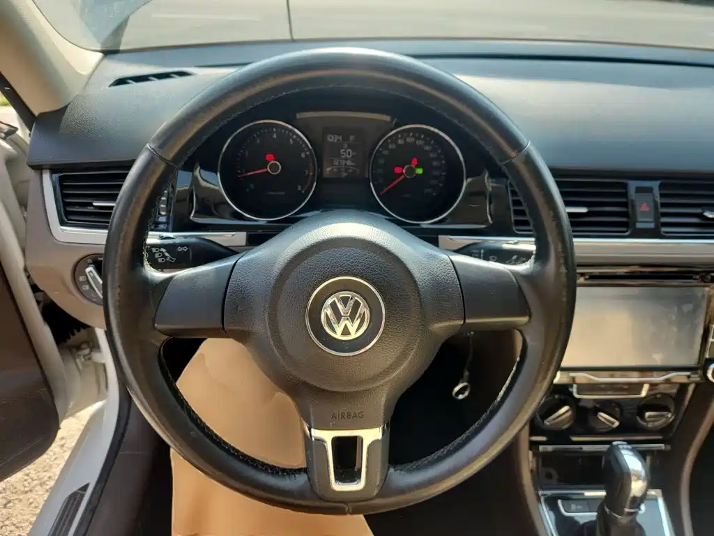 Volkswagen Bora — миниатюра 7