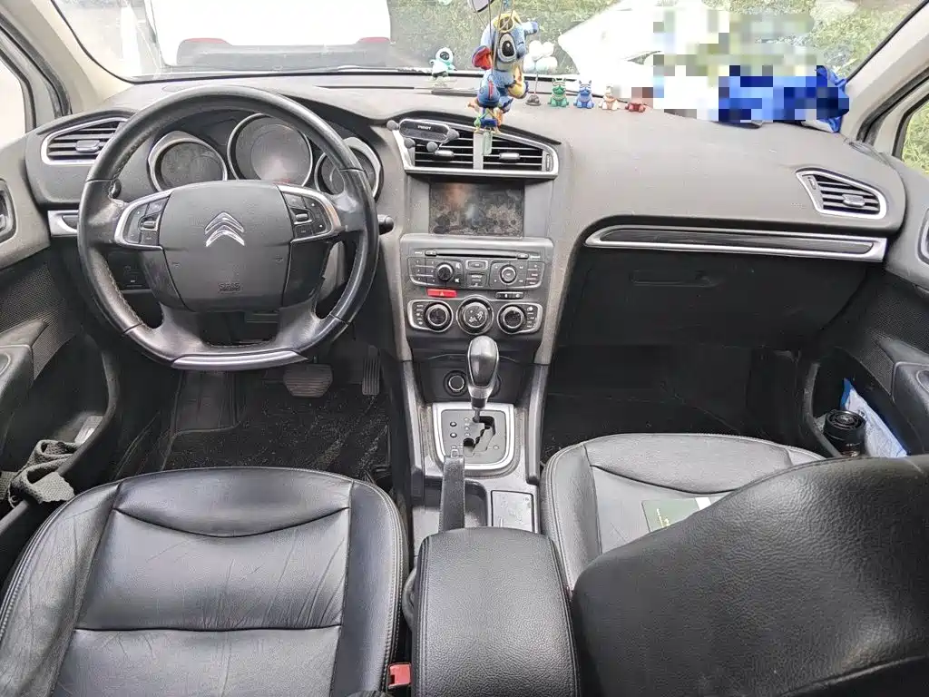 Citroen C4L — миниатюра 10