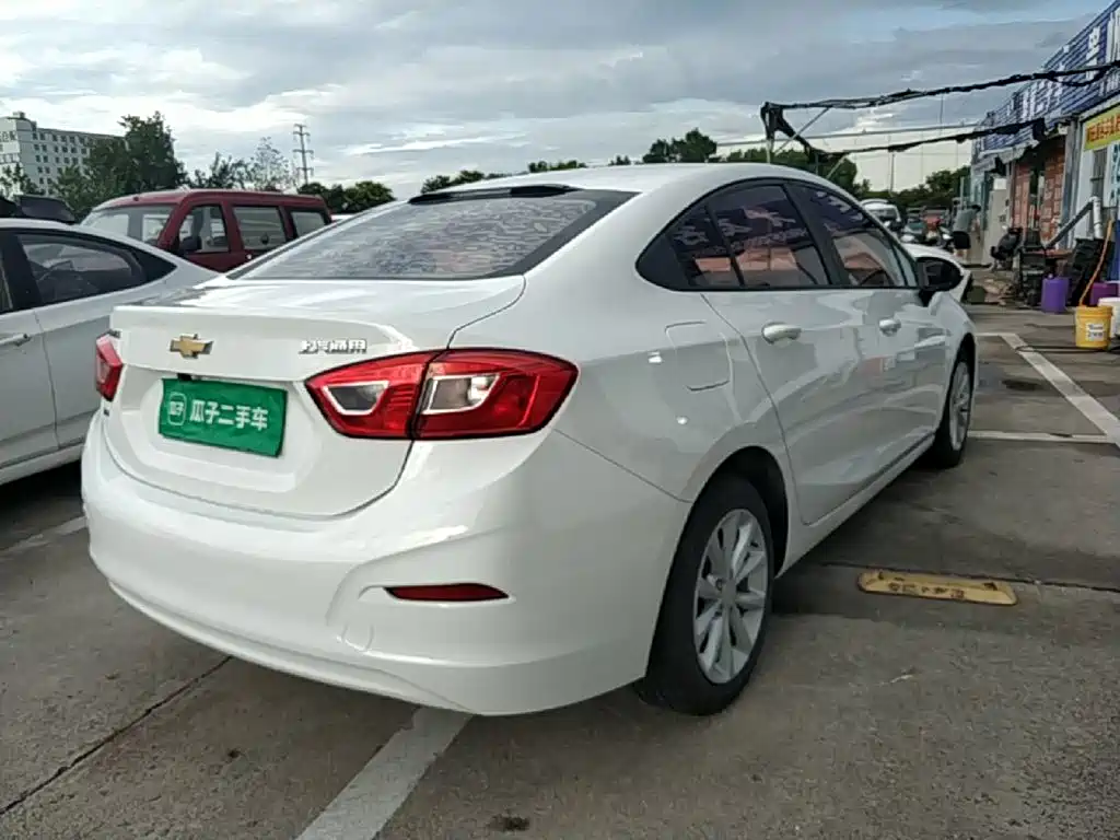 Chevrolet Cruze — миниатюра 7