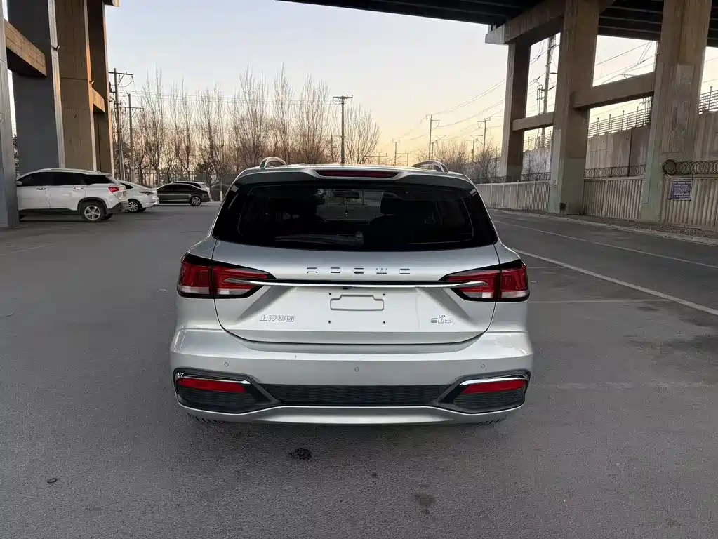 ROEWE EI5