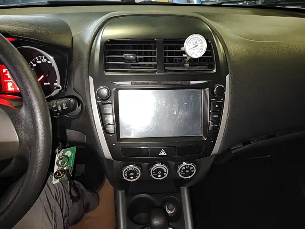 Mitsubishi ASX — миниатюра 13