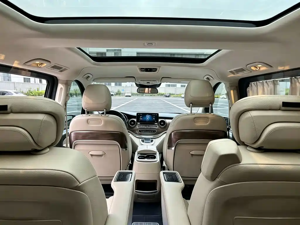 Mercedes-Benz V-Class — миниатюра 7
