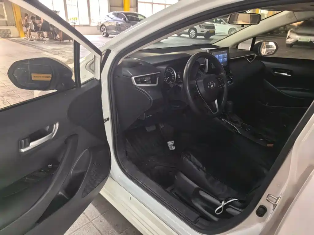Toyota Corolla — миниатюра 16