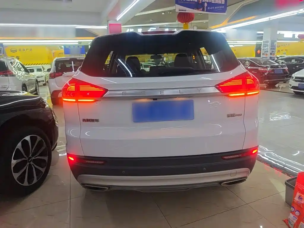 Geely Boyue — миниатюра 6
