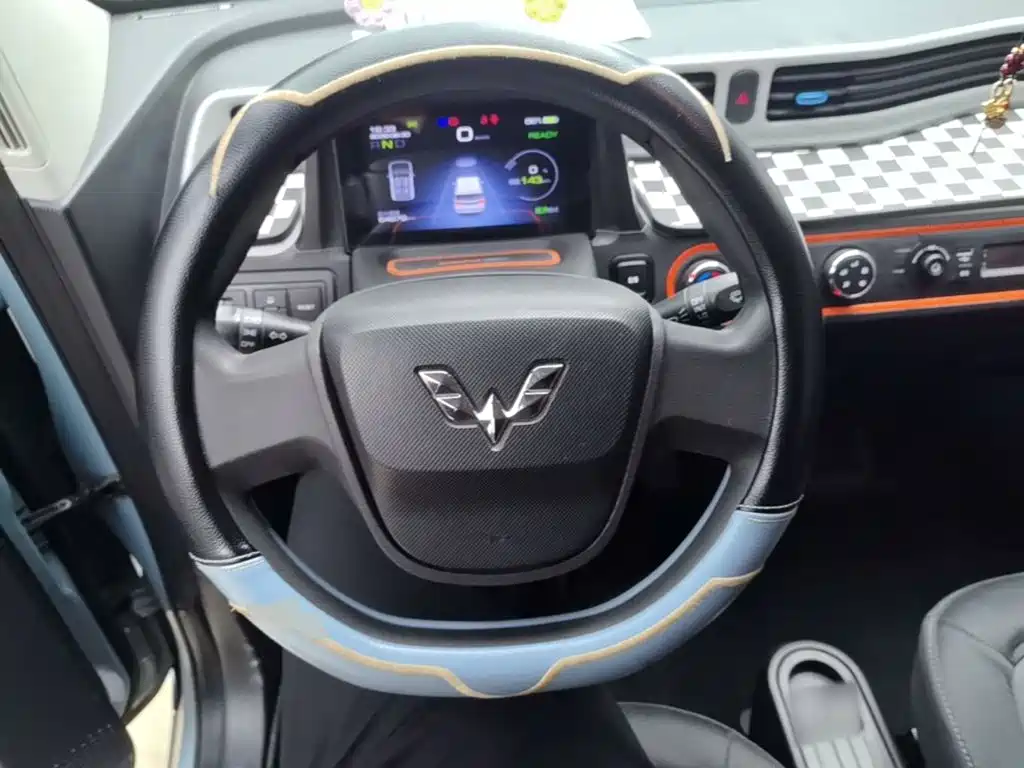 Wuling MINIEV — миниатюра 11