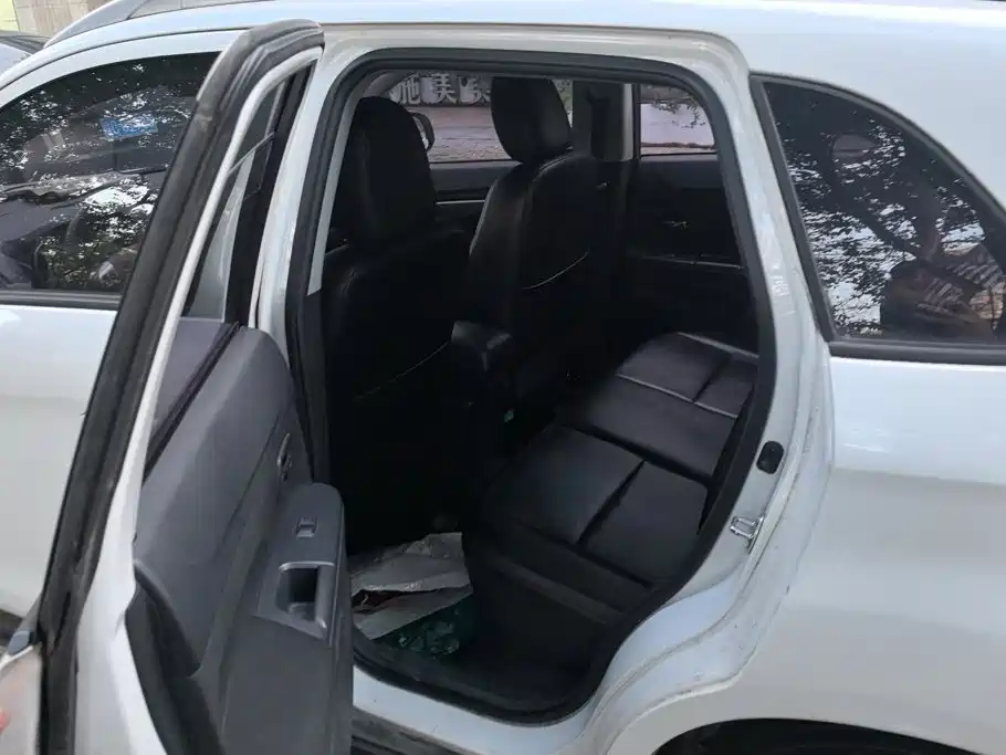 Mitsubishi ASX — миниатюра 11