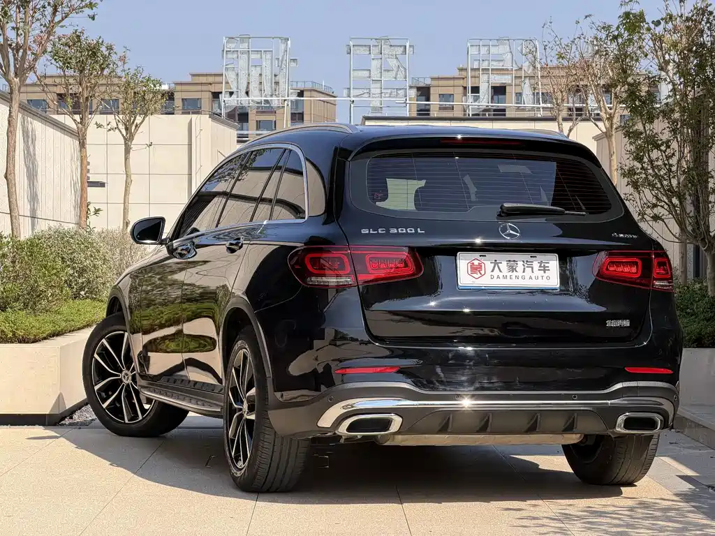 Mercedes-Benz GLC — миниатюра 11