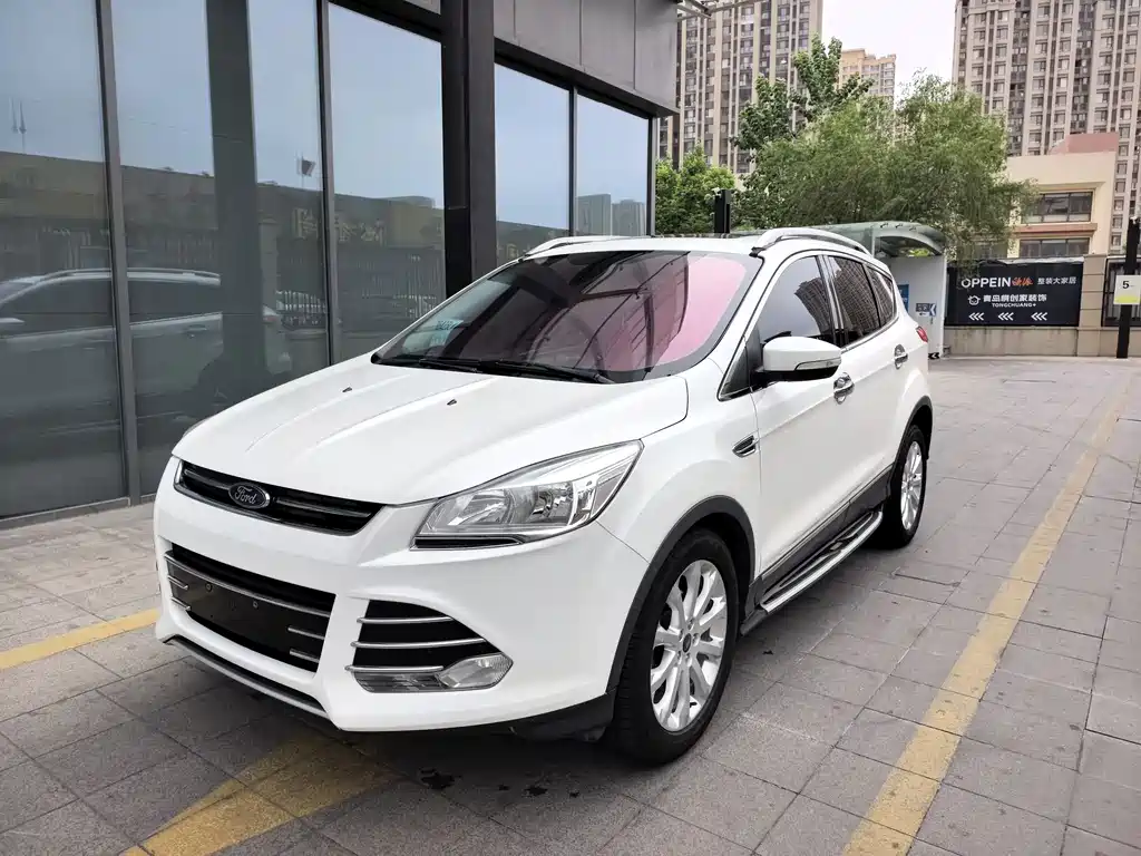Ford Kuga 2014