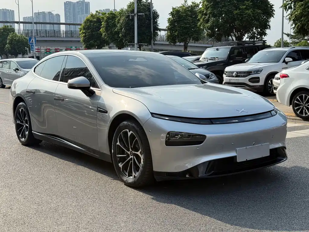 XPeng P7 — миниатюра 3