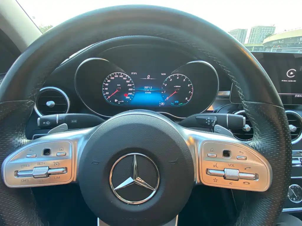 Mercedes-Benz C-Class — миниатюра 6