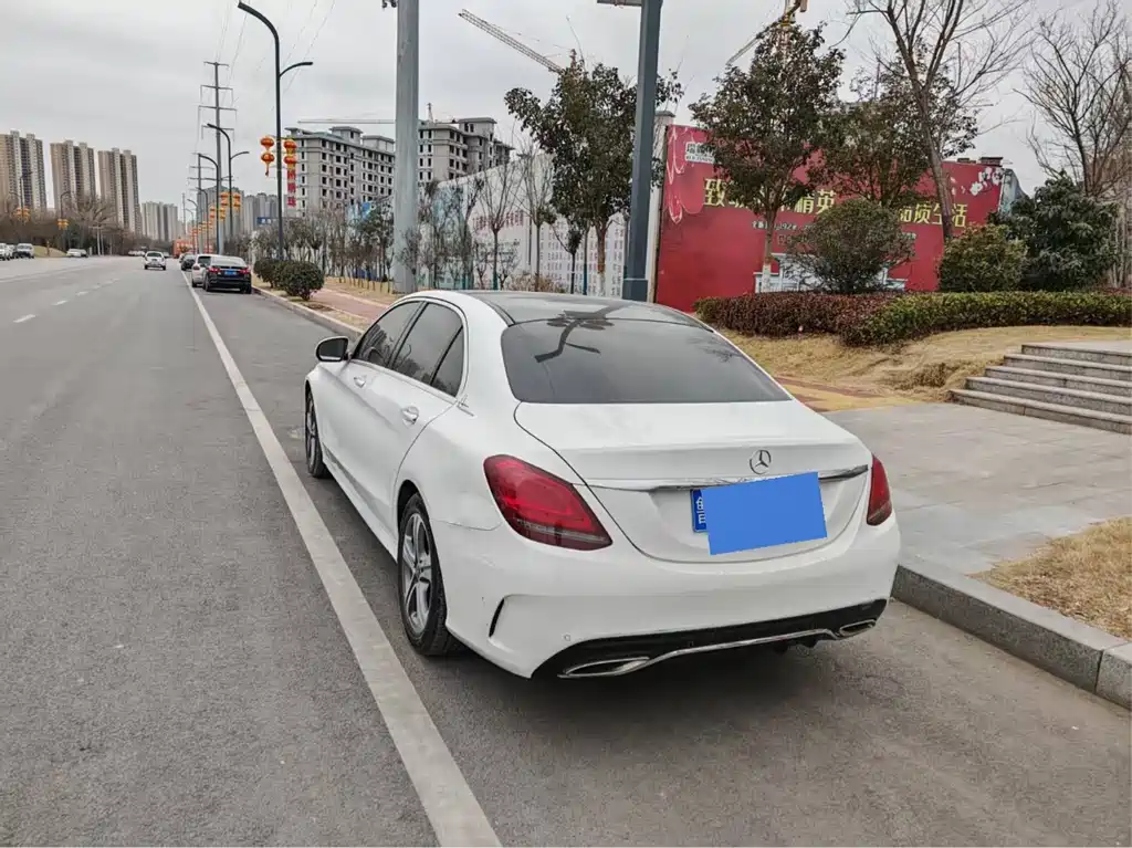 MERCEDES-BENZ C CLASS