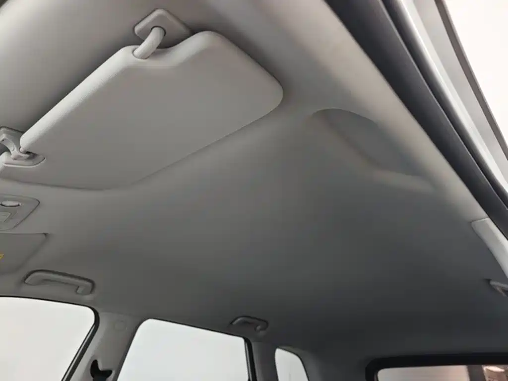 Wuling Xingguang 560 New Energy — миниатюра 7