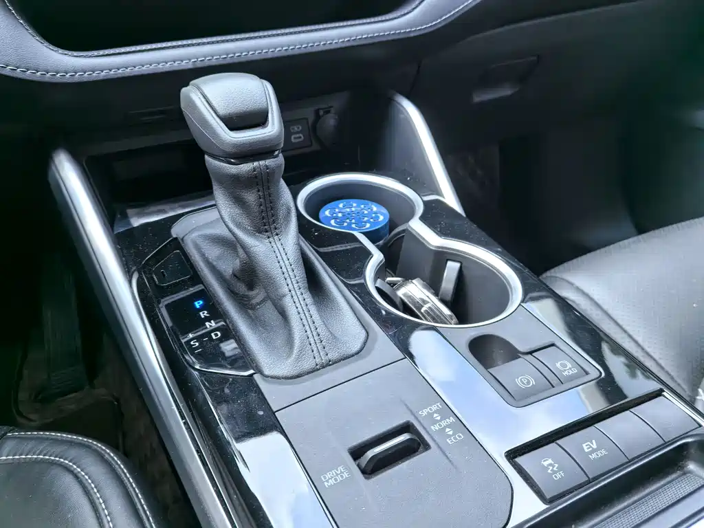 Toyota Highlander — миниатюра 13