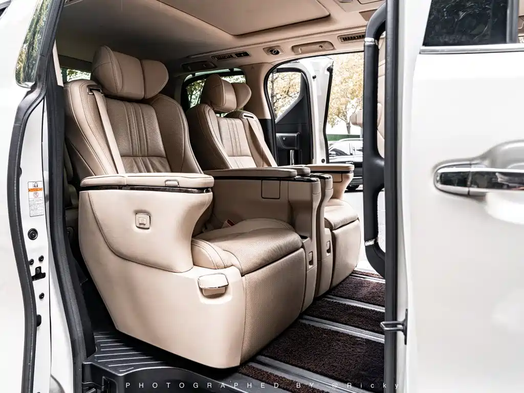 Toyota Alphard — фотографии объявления, Фото 16