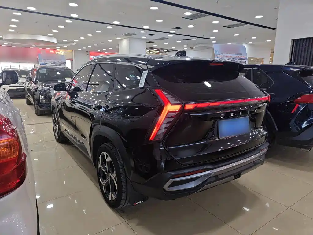Geely Boyue L — миниатюра 14