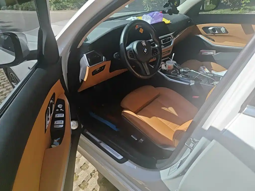 BMW 3 Series — миниатюра 14