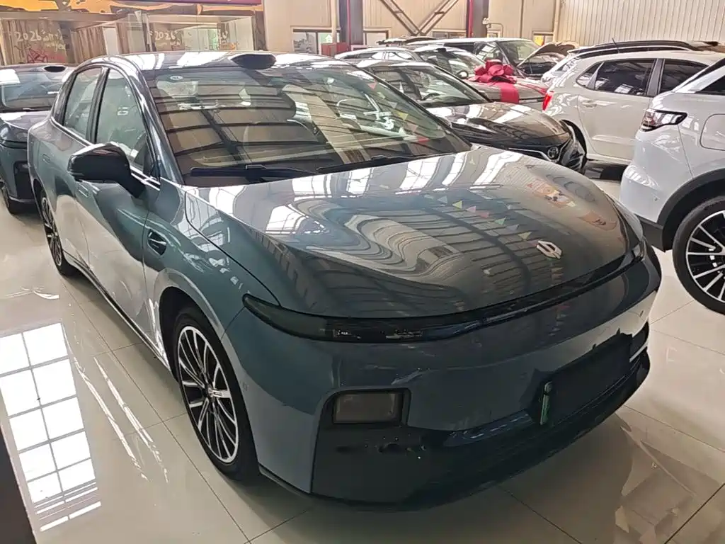 Leapmotor Leapmotor B01 — миниатюра 4