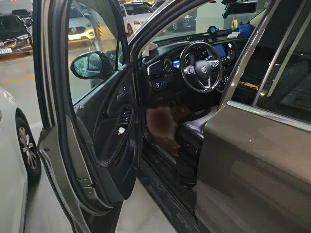 Buick Envision Plus — миниатюра 20