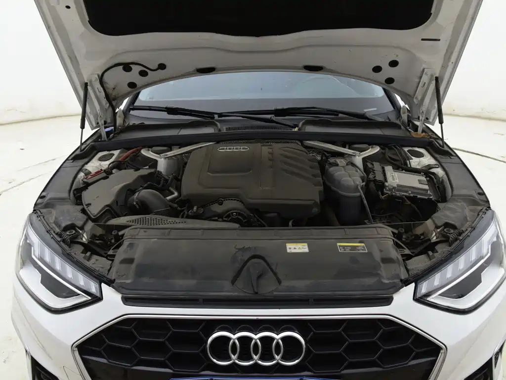 Audi A4L — миниатюра 14