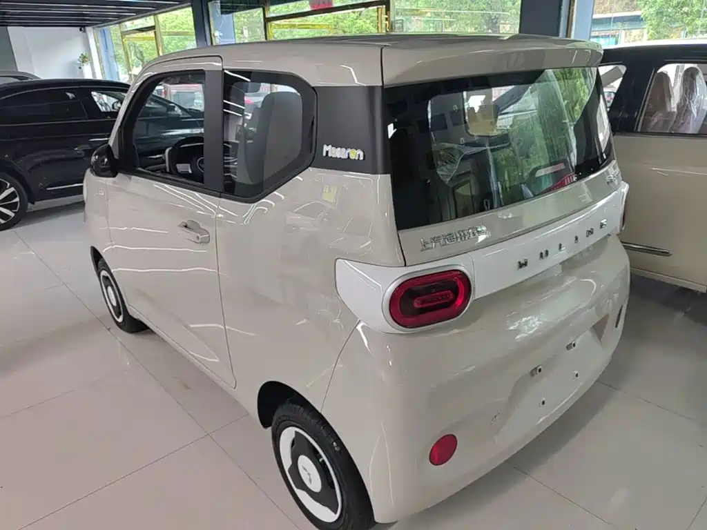 Wuling MINIEV — миниатюра 5